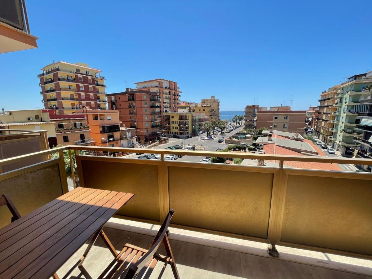 Ferienwohnung Casa Valente Ladispoli Exterior foto